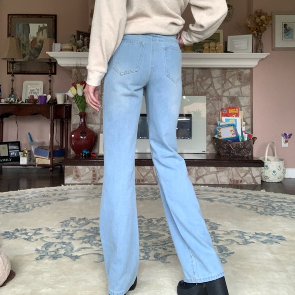 Boohoo Blue Mid Rise Wide Leg Jeans - Picture 10 of 16
